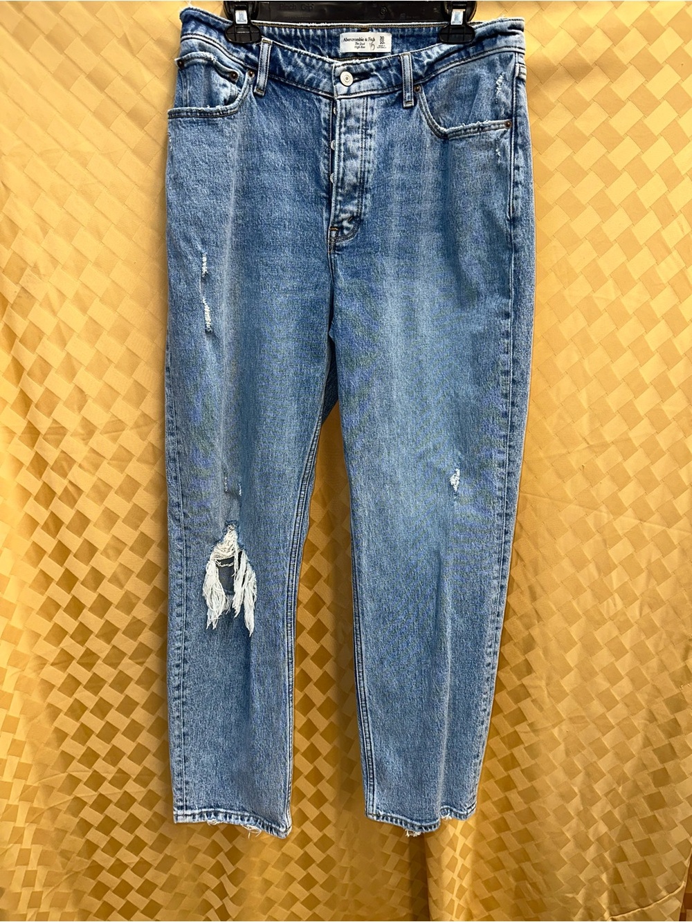 Abercrombie &Fitch Curve Love Distressed High Rise 90’s Straight Leg -Size 30/10